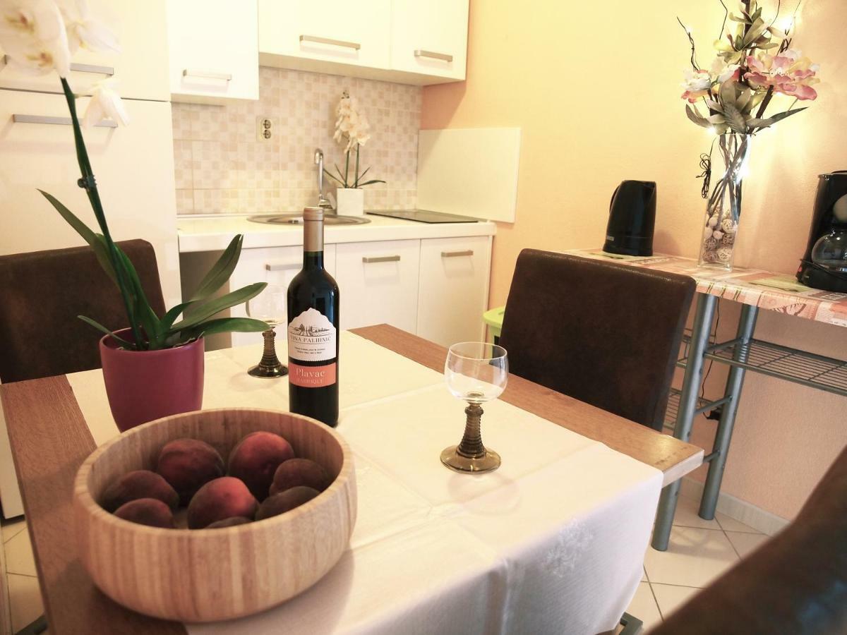 Apartmani Diana Makarska Exterior photo