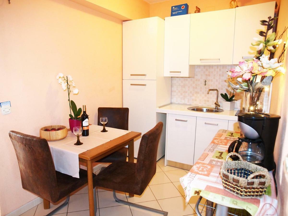 Apartmani Diana Makarska Exterior photo